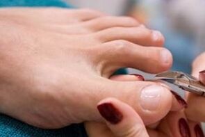 pedicure como forma de infectar fungos nas unhas